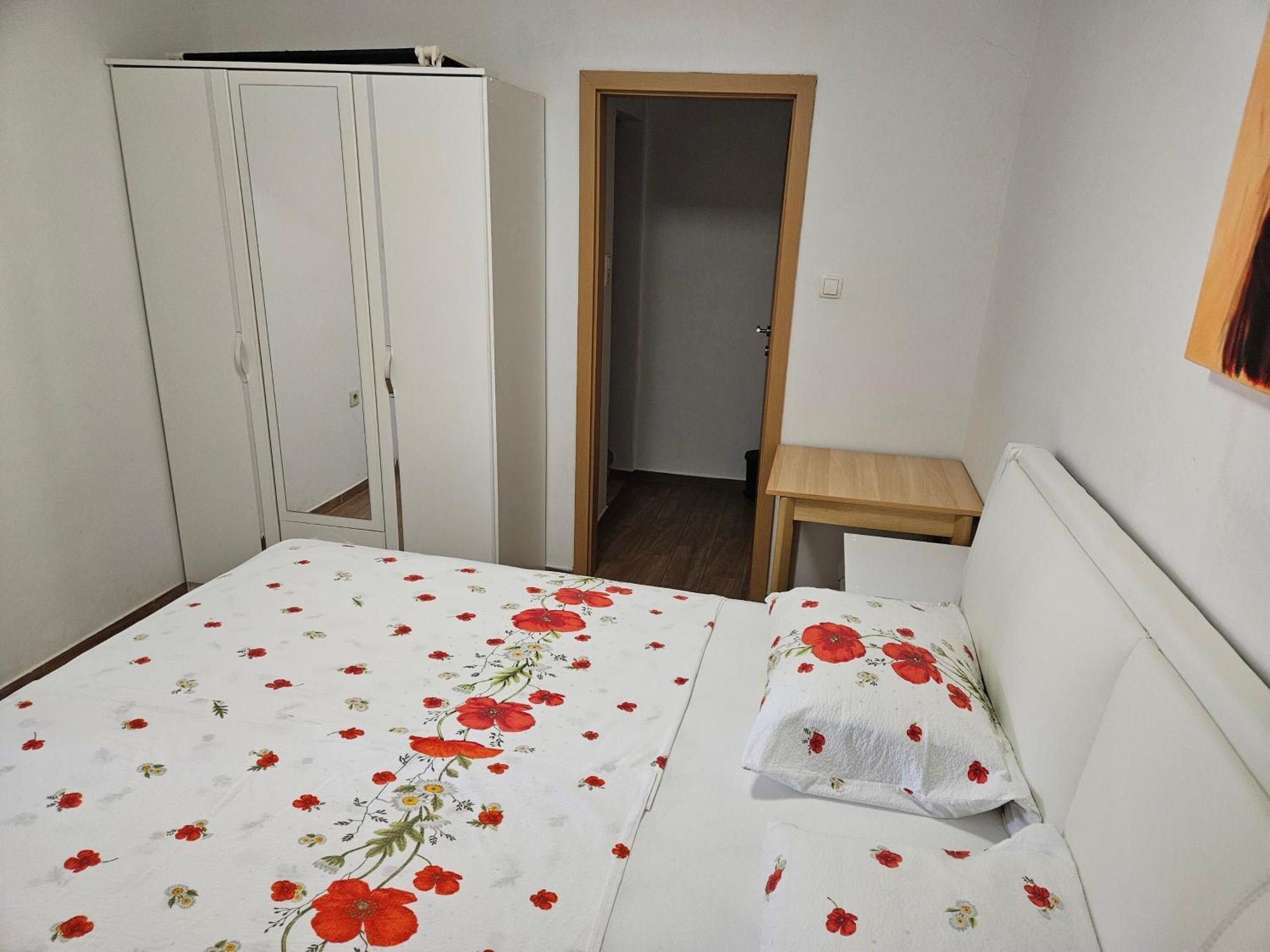 Apartments Vila Tisa Mali Lošinj Exterior foto
